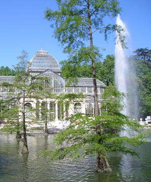 Retiro Park District Attractions